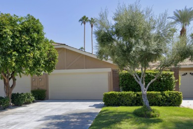 Lake Condo For Sale in Palm Desert, California