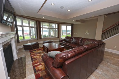 Beautiful Home on Magician Lake! SOLD - photo 10