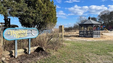 Welcome to 3 Woodbine Lane, nestled in the highly sought-after - photo 34