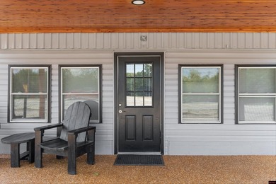 Welcome to this charming, move-in ready home in the heart of - photo 2