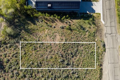 Perched on a coveted slope on Knob Hill, this exceptional parcel - photo 5