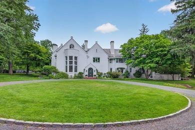 Impeccable construction, a gracious layout, and idyllic - photo 14