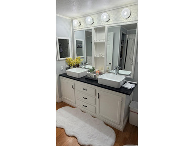 Beautifully Updated 4-Bedroom Home with Spacious Backyard! - photo 15