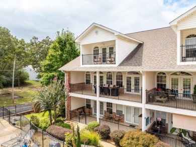 Lake Townhome/Townhouse For Sale in Hot Springs, Arkansas