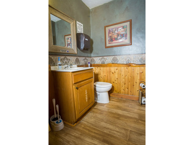 Own your own restaurant! Commercial property with a successful - photo 40