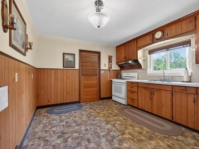 Conveniently located just minutes from downtown Warsaw, local - photo 14