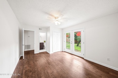 Welcome to Buttercup Cottage! This charming 3-bedroom, 2-bath - photo 14