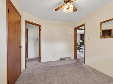 Conveniently located just minutes from downtown Warsaw, local - photo 25
