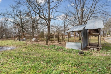 Country living without sacrificing accessibility! This property - photo 45