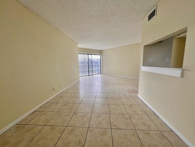 FOR SALE- 1bed 1Bath fourth floor condo. Unit rented until - photo 4