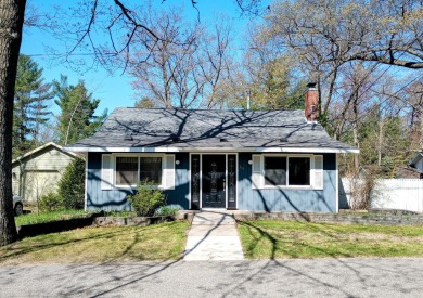 Lake Home Sale Pending in Prudenville, Michigan