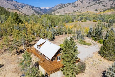 Enjoy spectacular views of the Boulders and beyond from this - photo 2