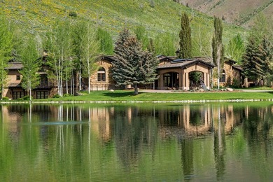Exceptional 10608 sq. ft. mountain modern estate on 9.63 acres - photo 2