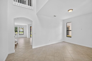 Fabulous lakeview home in a gated community! NEWLY painted and - photo 5