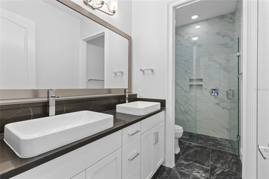 Positioned directly on the Eagle Creek golf course with water - photo 26