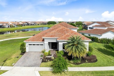 Positioned directly on the Eagle Creek golf course with water - photo 50