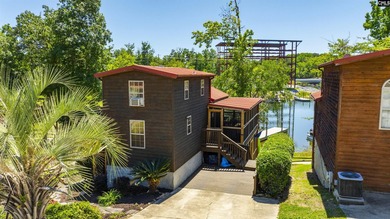 PLEASE VIEW VIRTUAL TOUR LINK! Welcome to lake living in the - photo 2