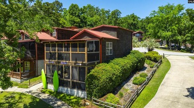 PLEASE VIEW VIRTUAL TOUR LINK! Welcome to lake living in the - photo 5