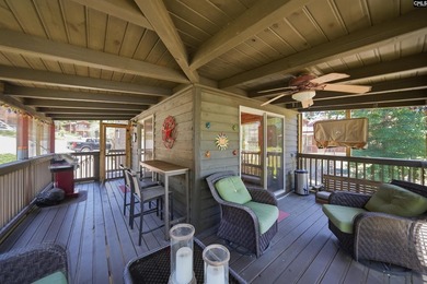 PLEASE VIEW VIRTUAL TOUR LINK! Welcome to lake living in the - photo 8