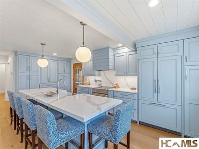 Modern Mountain Charm in Lake Toxaway Estates Experience - photo 15
