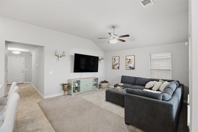 BIG price improvement!! Welcome to this inviting 3 bedroom, 2 - photo 6