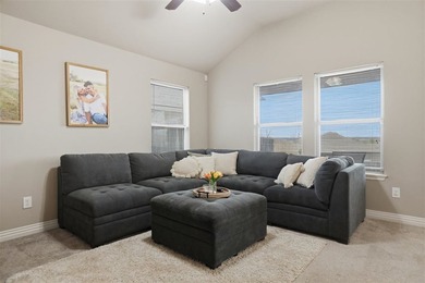 BIG price improvement!! Welcome to this inviting 3 bedroom, 2 - photo 8
