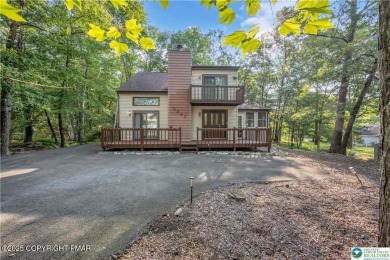 Lake Home For Sale in Bushkill, Pennsylvania