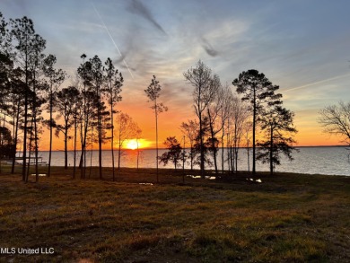 Ross Barnett Reservoir Lot For Sale in Madison Mississippi