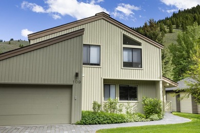 Very private small subdivision- homes aren't available for sale - photo 1
