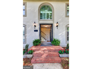 Welcome to this expansive home in Colonnade offering over 5,000 - photo 7
