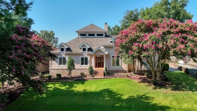 Lake Home For Sale in Big Sandy, Tennessee