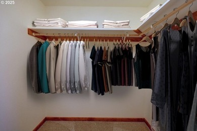 Located conveniently between Roosevelt and Holladay with EZ - photo 15