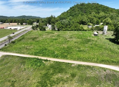 Exceptional 32-acre property with outstanding development and - photo 18