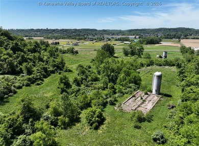 Exceptional 32-acre property with outstanding development and - photo 19