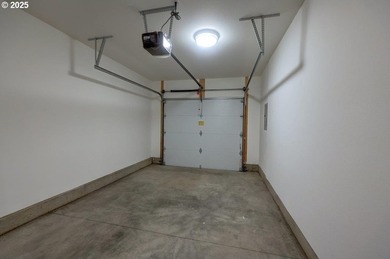 Located conveniently between Roosevelt and Holladay with EZ - photo 19