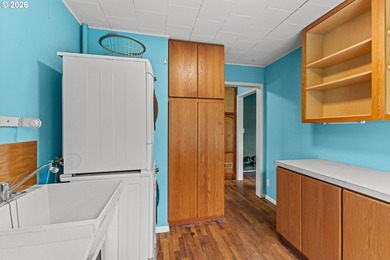 Welcome to this charming 2 bedroom, 1 bath coastal cottage - photo 23