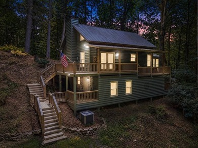 Welcome to your mountain retreat in the highly sought-after - photo 2