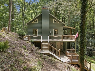 Welcome to your mountain retreat in the highly sought-after - photo 4