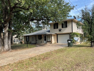 Lake Home For Sale in Trinidad, Texas