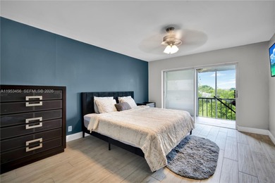 Only a 10 minutes ride to Downtown Hollywood restaurants