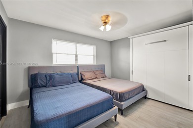 Only a 10 minutes ride to Downtown Hollywood restaurants