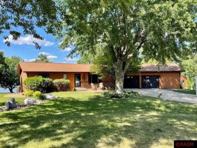 Lake Home Sale Pending in Cleveland, Minnesota
