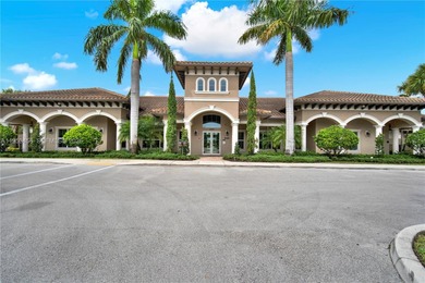 Only a 10 minutes ride to Downtown Hollywood restaurants