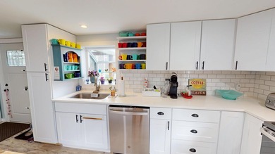 Discover a perfect blend of comfort and efficiency in this - photo 44