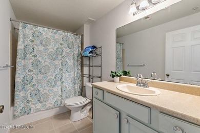 Welcome to Montreux Living! This beautifully upgraded 3-bedroom - photo 11