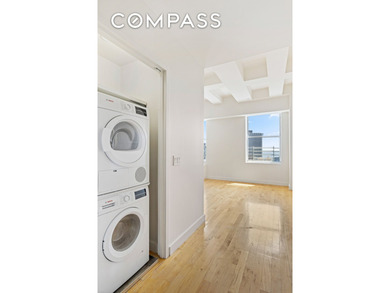 Welcome to an exquisite duplex penthouse located on Broad Street - photo 11