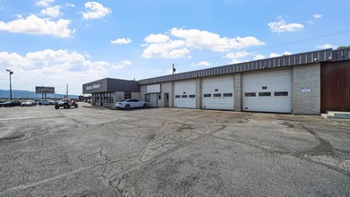 Location! Location! Location! Commercial property is located in - photo 12