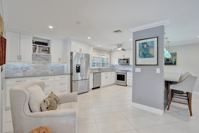 EAST WILTON MANORS 3BD 2BA WATERFRONT POOL HOME! Designed for - photo 12