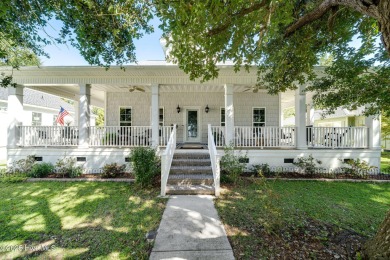 Lake Home For Sale in Lake Waccamaw, North Carolina
