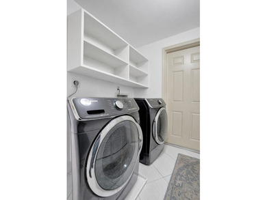 EAST WILTON MANORS 3BD 2BA WATERFRONT POOL HOME! Designed for - photo 37